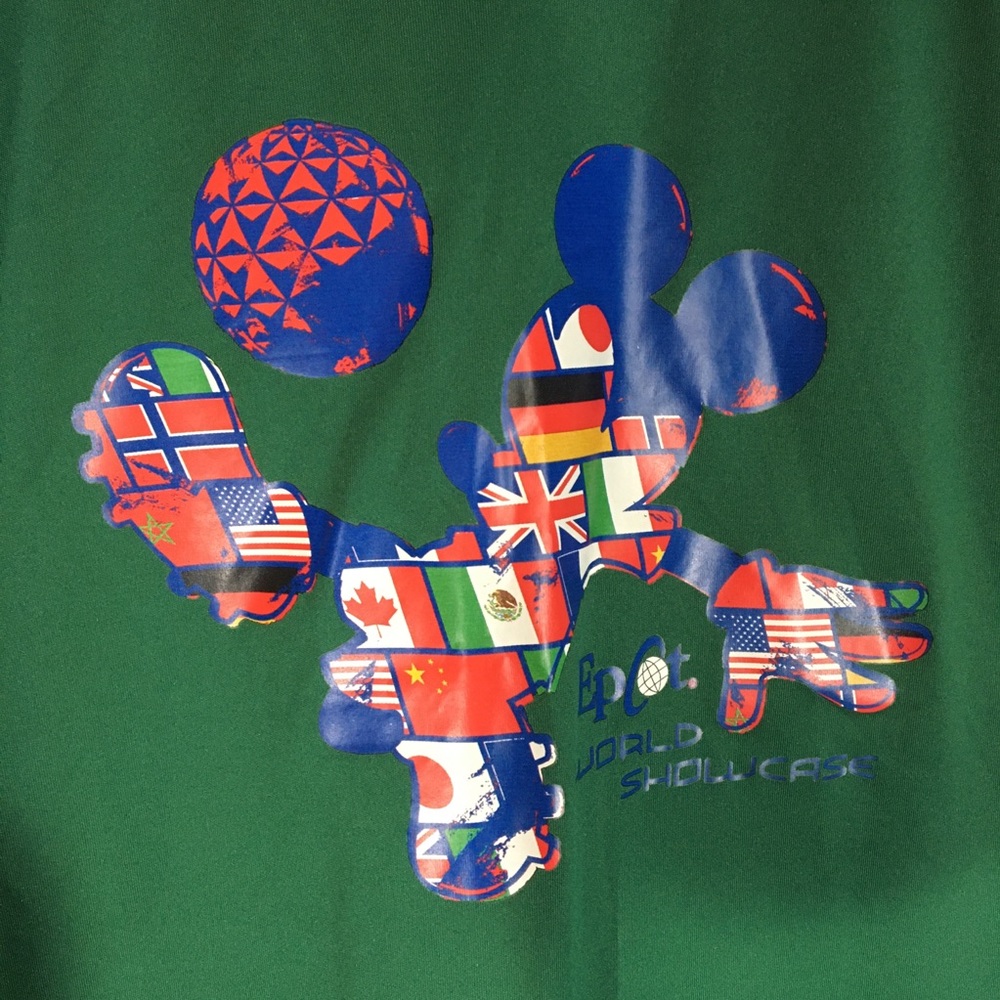 Vintage Mickey Mouse Epcot Center World Showcase Women’s Disney Parks Large